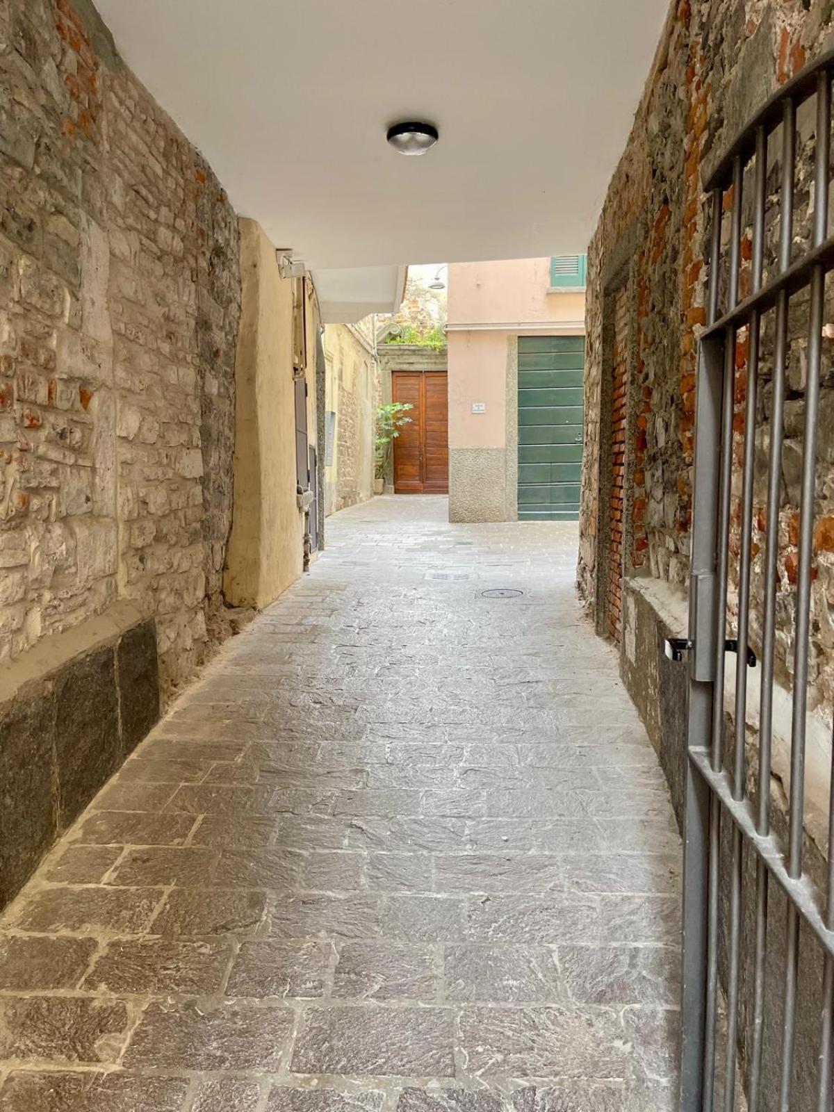 Calicantus Apartments Atena コモ エクステリア 写真