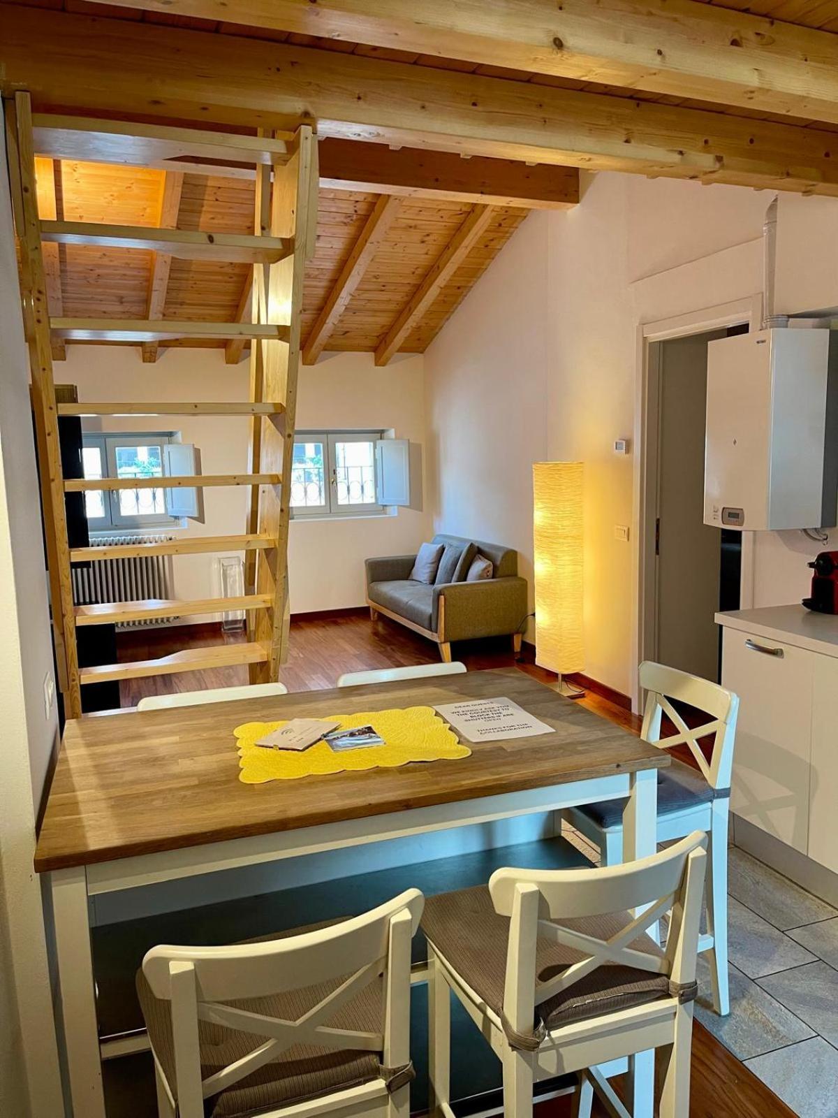 Calicantus Apartments Atena コモ エクステリア 写真
