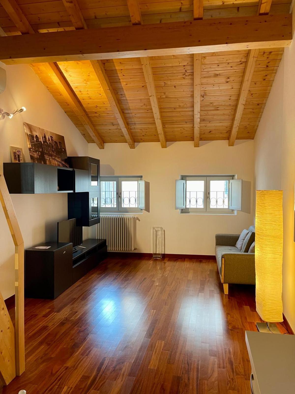 Calicantus Apartments Atena コモ エクステリア 写真